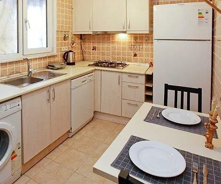 Golden Street Sea View Apartment *