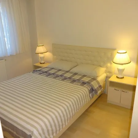 Apartment Golden Street Sea View