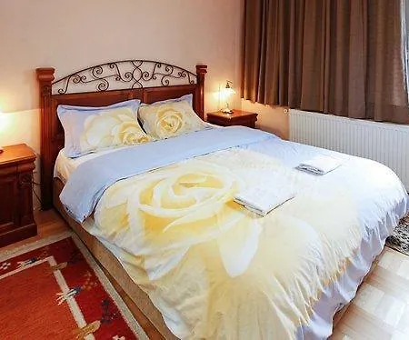Apartment Golden Street Sea View
